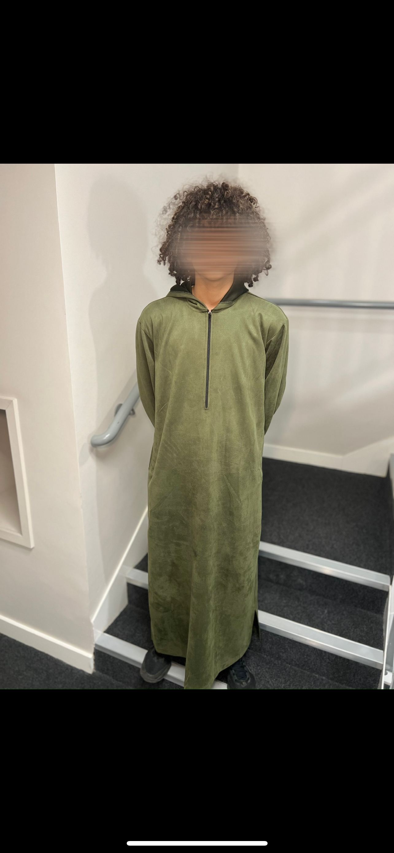 Hooded Thobes