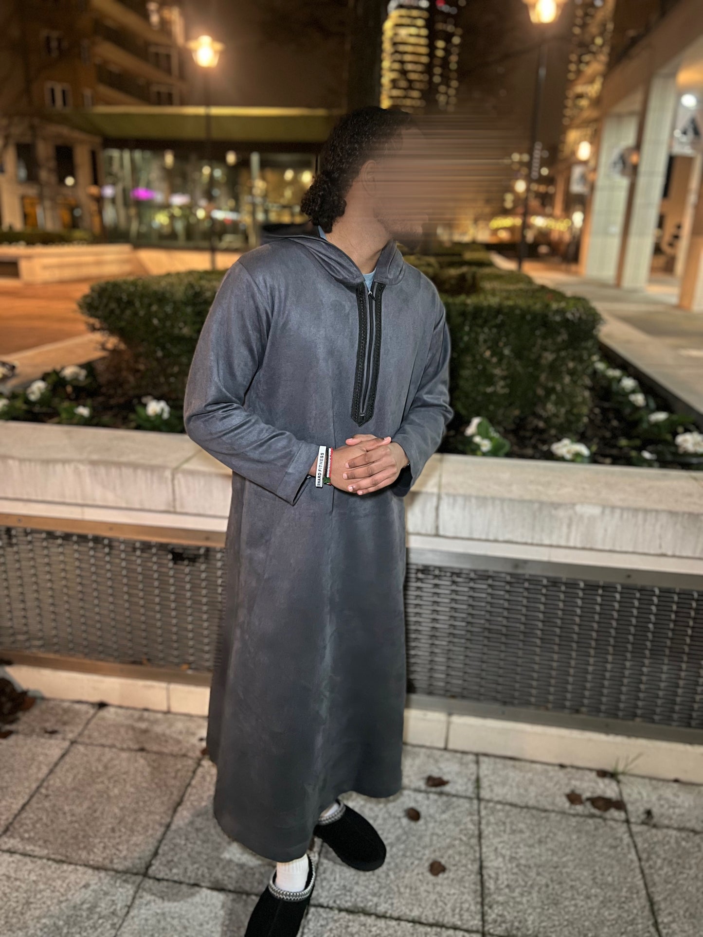 Sabr Thobe – Charcoal Grey